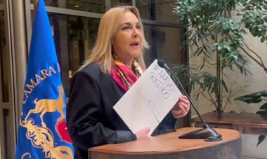 Diputada Jiles impulsa dos nuevos proyectos de retiro de fondos AFP para enfrentar el "bencinazo"