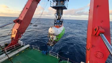 Académico chileno Daniel Melnick desciende a 7.938 metros en la Fosa de Atacama