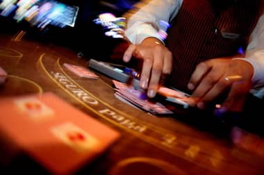 Contraloría detectó 56 funcionarios maulinos apostando en casinos pese a prohibición