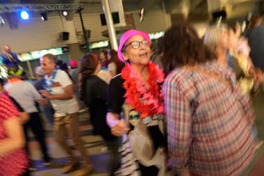 Contraloría: Talca, Teno y Vichuquén gastaron más dinero en celebraciones que en asistencia social