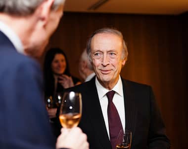 Municipalidad de Curicó otorgará las llaves de la ciudad al empresario vitivinícola Miguel Torres