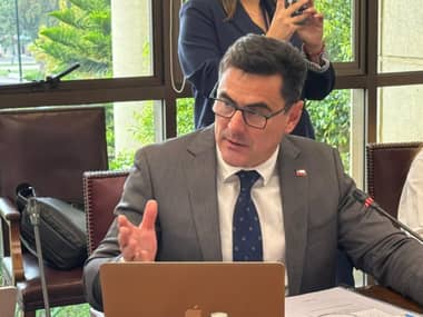 Subsecretario de Pesca expone agenda legislativa descartando cambios a la ley de fraccionamiento