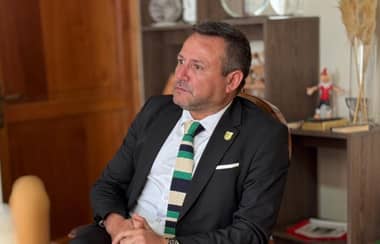 Presidente de AMUR Maule condena agresiones contra autoridades en la Universidad Austral