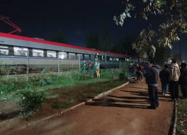 Ciclista de 35 años pierde la vida al ser arrollado por tren de pasajeros en Talca