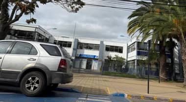 Carabineros detiene a tres alumnos por amenazas de tiroteo al interior del Colegio Deportivo Luis Cruz Martínez en Curicó