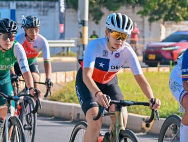 Ciclista curicana necesita una nueva bicicleta tras sufrir grave accidente en Panamá