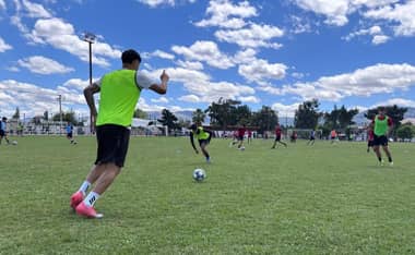Jóvenes de la Fundación Locos por el Fútbol viajarán a probarse a España