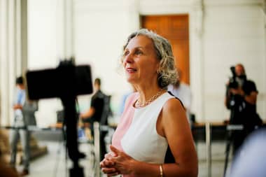 “El Gobierno no está escuchando las alertas”: Diputada Castillo cuestiona desequilibrio en la reforma tributaria