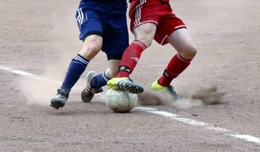 Prohíben venta y consumo de alcohol en todos los campos deportivos de Colbún
