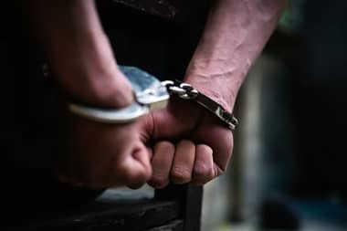 Dos chilenos detenidos en Missouri por presuntos robos a viviendas en EE.UU.