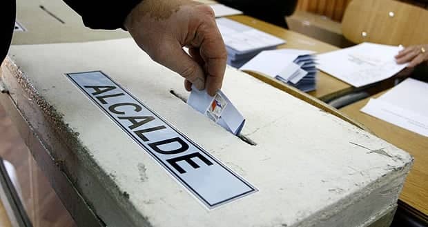 Gobierno anunció medidas para las elecciones y retraso de toque de queda del domingo 16 de mayo