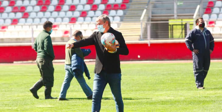 Carlos Bechtholdt: “Damián Muñoz es la primera opción para Curicó Unido”