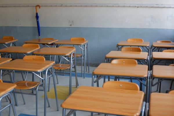 Suspenden clases en Teno, Rauco, Sagrada Familia, Romeral y Hualañé por sistema frontal