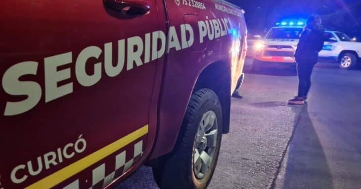 Chofer ebrio genera grave accidente tras colisionar con camioneta municipal en Curicó