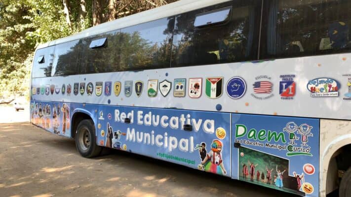 Desde el próximo lunes aumentarán los buses de acercamiento para los estudiantes curicanos