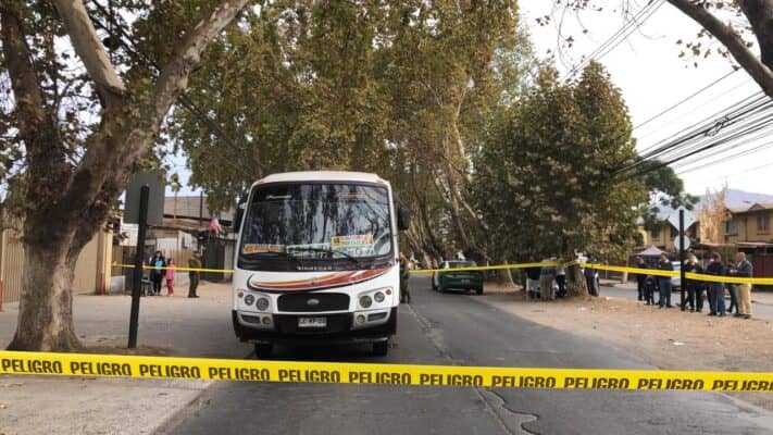 Asesinan a pasajero al interior de una micro en Peñaflor
