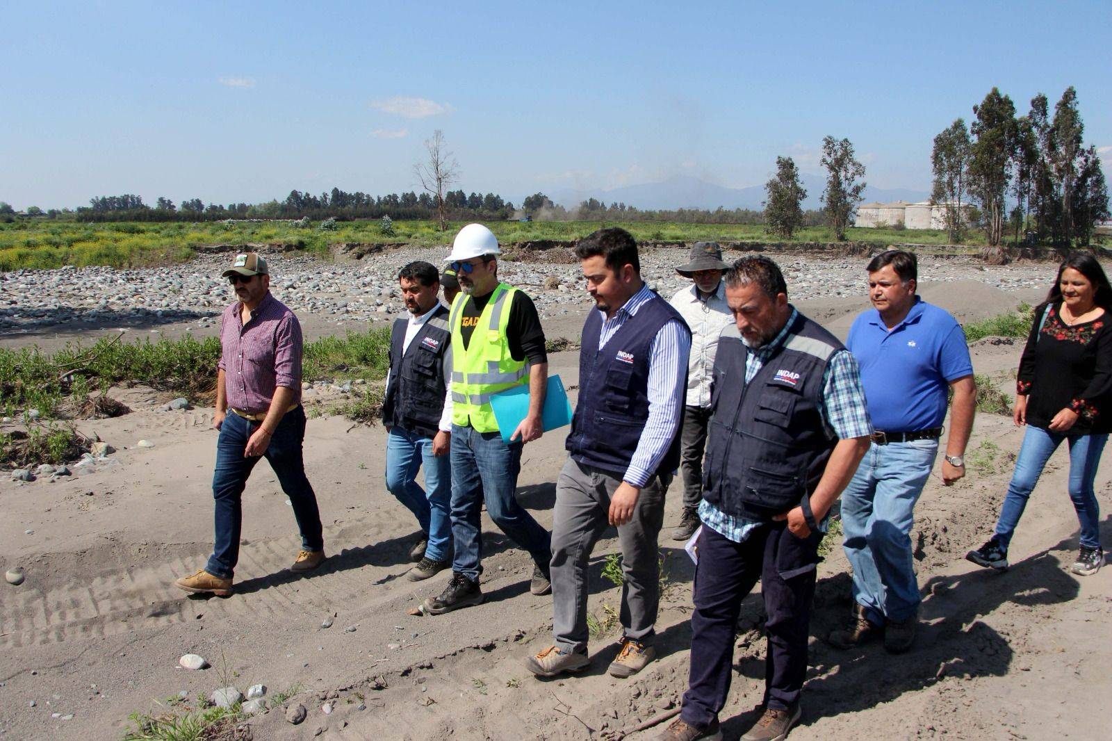 Diputado Pulgar inspeccionó reparación de canales en el Maule