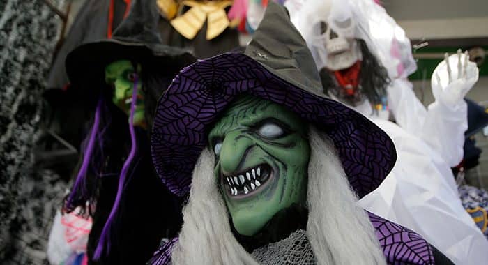 Oficina Local de la Niñez de Hualañé realizará "Halloween Solidario" en la Plaza de Armas