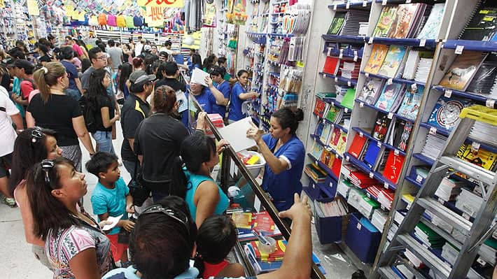 ¡De vuelta a clases! Familias curicanas se preparan para el inicio del año escolar 2025