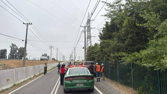 Conductor argentino es encontrado herido a bala a un costado de la Ruta 5 en Teno