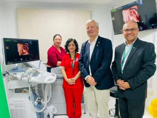 Municipalidad de Curicó inaugura moderno ecógrafo ginecológico–obstétrico para la atención primaria