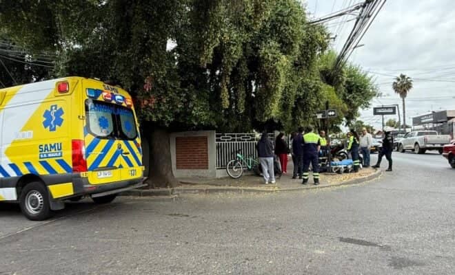 Cinco accidentes en dos horas: Motorista y peatón lesionados en caótica mañana de viernes en Curicó