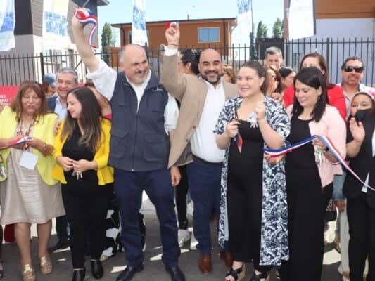 Autoridades entregaron viviendas a 397 familias del proyecto Parque del Sol de Molina