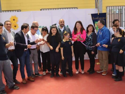 Concluyen obras de mejoramiento por más de $700 millones en dos escuelas de Molina