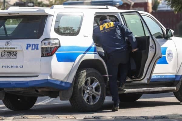 PDI detiene a banda sospechosa de asaltos tipo "salida de banco" tras alerta de una de sus víctimas en Linares