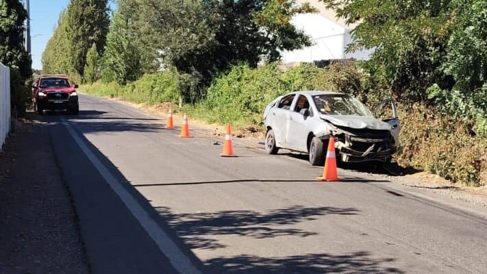 Tragedia en Romeral: Conductora fallece tras volcar su vehículo en el sector Santa Catalina