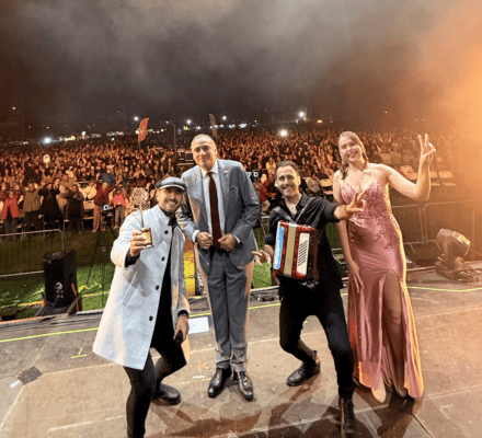 Festival de La Camelia de Curepto celebró sus 40 años con masiva asistencia