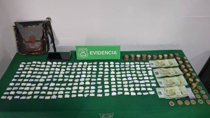 Carabineros detiene a sujeto con amplio prontuario por microtráfico en Curicó