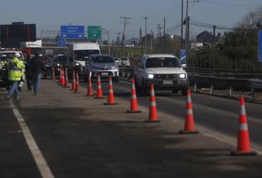 Habilitan tránsito total de Puente Lircay tras daños por crecida de río