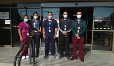 Hospital de Curicó recibe profesionales de México para apoyar la contingencia respiratoria