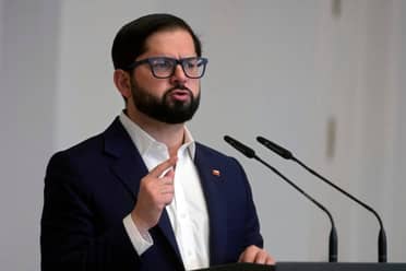 Presidente Boric es sobreseído en caso de presunta difusión de imágenes íntimas