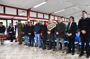 Localidad de Villa Prat en Sagrada Familia rindió homenaje a Arturo Prat en el Día de las Glorias Navales