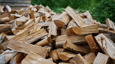 ¿Dónde comprar leña seca y pellets en Curicó y Talca?