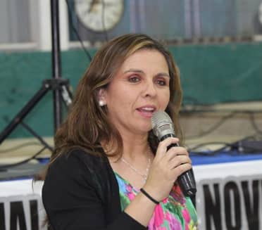 Alcaldesa de Hualañé llamó a vecinos de Caone y Parronal a participar de reuniones sobre proyectos fotovoltaicos