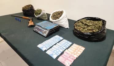 Desarticulan banda de tráfico de drogas en Pencahue: detenidos con más de 5 kilos de marihuana y armas