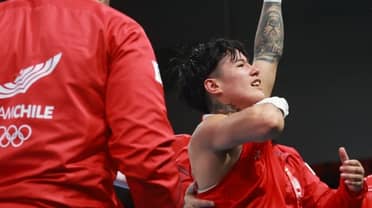 Denisse Bravo derrota a Romina Olivares en velada internacional desarrollada en Curicó