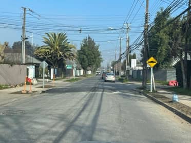 Municipalidad responde a reclamos por obras de mitigación en Av. España de Curicó