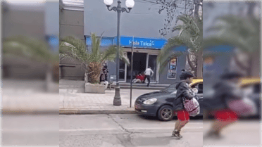Delivery resulta baleado tras confuso incidente en supermercado de Talca