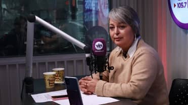 Jeannette Jara toma distancia de exgobernadora Cristina Bravo en su visita a Curicó