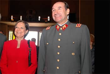 Fraude en el Ejército: Fiscalía solicitó formalizar a esposa de general (r) Fuente-Alba