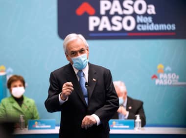 Gobierno anunció cambios de Plan Paso a Paso con mayores libertades para personas vacunadas