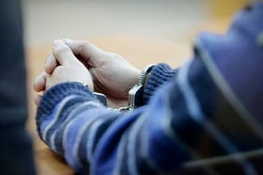 Tribunal declaró culpable a auxiliar de colegio en Hualañé por abuso sexual a menor