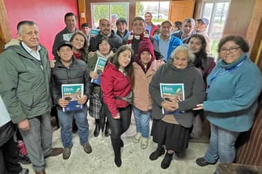 Familias de Majadilla recibieron tarjetas del Minvu para reparar casas dañadas por inundación