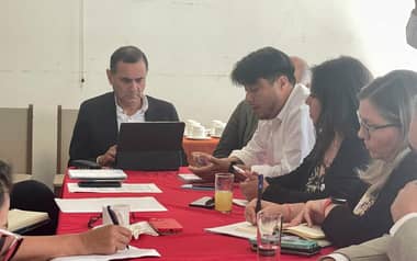 Autoridades abordaron problemática de seguridad laboral en Cesfam Betty Muñoz Arce de Curicó