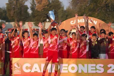La Sub 15 de Curicó Unido se tituló campeona regional del Torneo ANFP