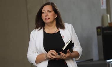 Senadora Vodanovic llamó al Gobierno a resolver crisis de listas de espera y problemas en el Hospital Regional de Talca